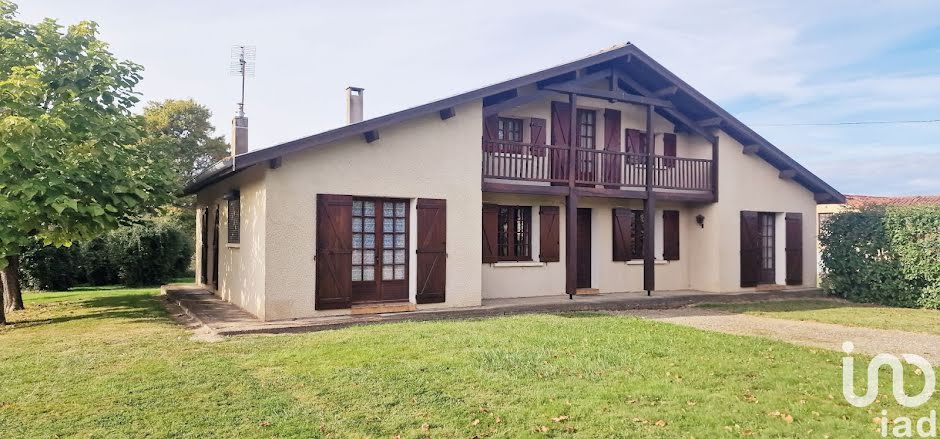 Vente maison 7 pièces 193 m² à Le Vignau (40270), 205 000 €