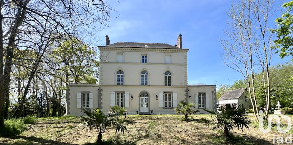 Vente manoir 10 pièces 252 m² à Saint-Berthevin (53940), 728 000 €