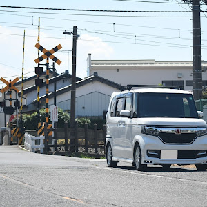 Nボックスカスタム