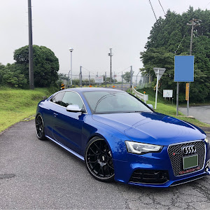 RS5 クーペ B8