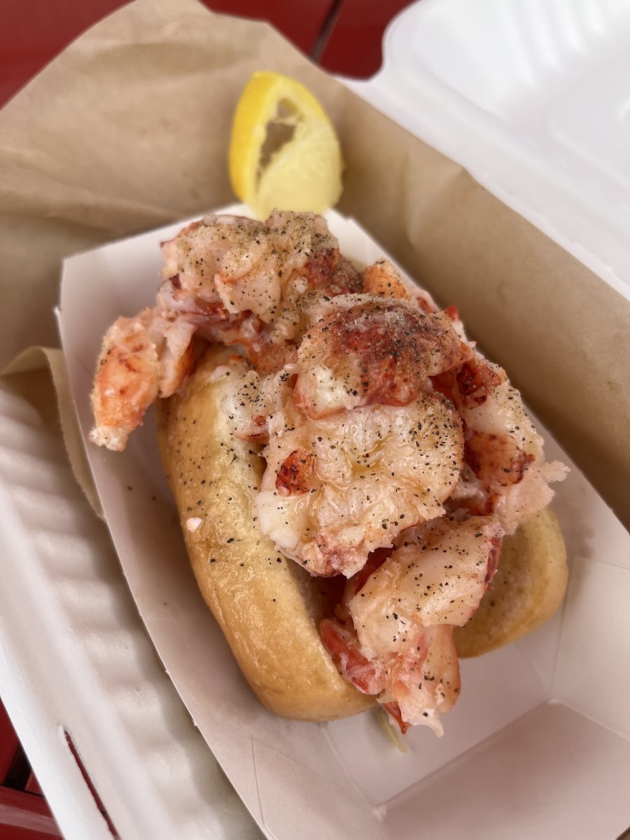 Boss lobster roll