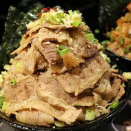 牛角次男坊日本燒肉丼專門店(高雄漢神巨蛋店)