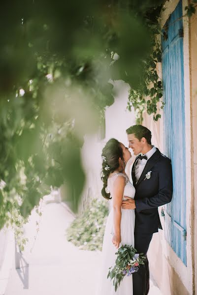 Fotógrafo de casamento Katerina Lebreton (kateryna88). Foto de 16 de agosto 2017