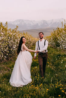 Fotografo di matrimoni Laura Dosmann (lauradosmann). Foto del 22 aprile 2022