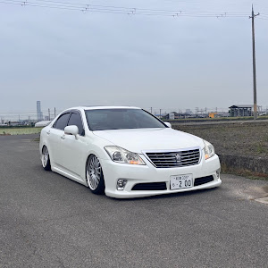 クラウンロイヤル GRS200