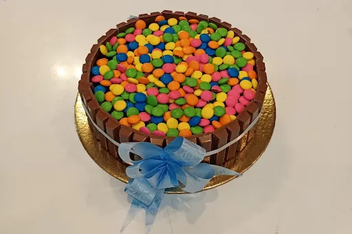 KitKat Chocolate Gems Cake [1 Kg]