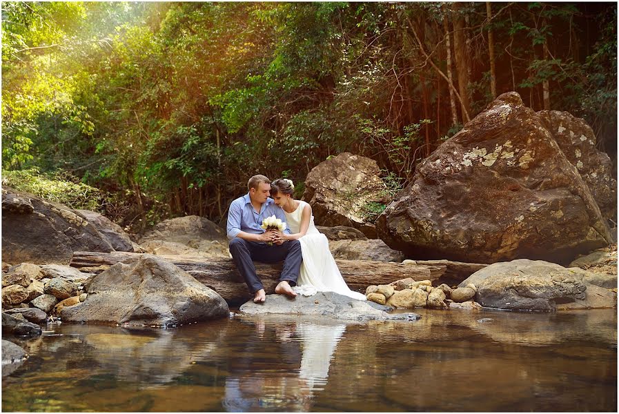 Fotografo di matrimoni Maria Sosnina (msosnina). Foto del 30 marzo 2015