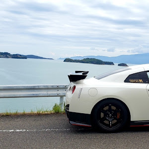 NISSAN GT-R R35