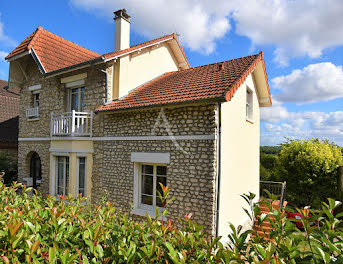 maison à Combs-la-Ville (77)