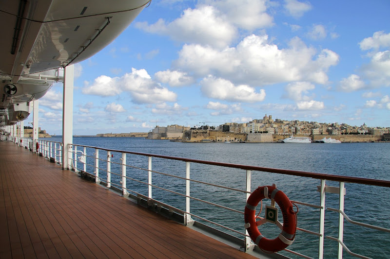 Salpando dalla Valletta di Francesca Malavasi