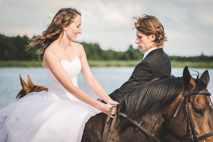 Wedding photographer Jakub Ćwiklewski (jakubcwiklewski). Photo of 8 November 2015