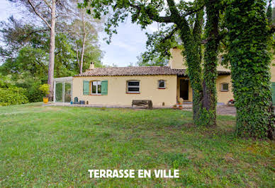 House with pool and terrace 1