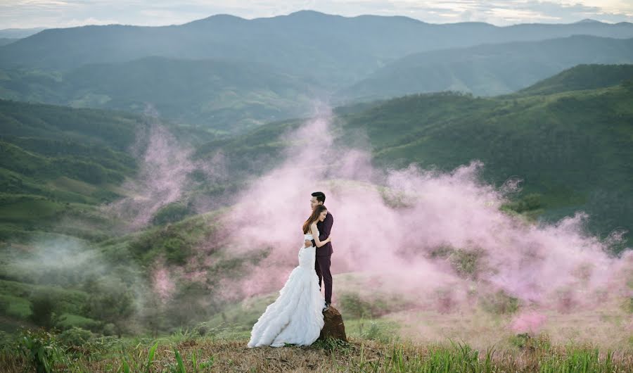 Wedding photographer Mangpor Rapeeporn (photolista). Photo of 17 January 2018