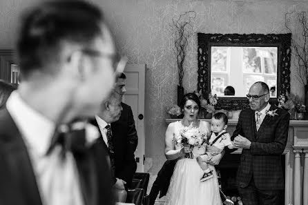 Fotografo di matrimoni Adam Riley (adam-riley). Foto del 8 ottobre 2019