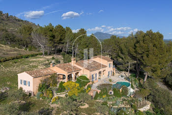 maison à Saint-Hippolyte-le-Graveyron (84)