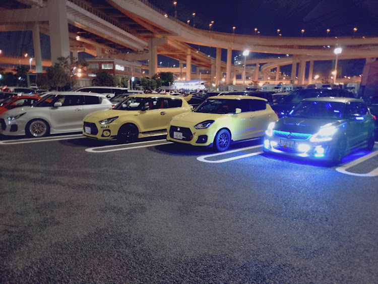 スイフトスポーツのスイフト乗り・スイフト乗りと繋がりたい・オフ会・大黒PAに関するカスタム事例の投稿画像6枚目