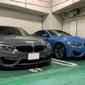 M4 クーペ