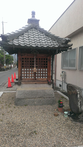 jizo statue katsune