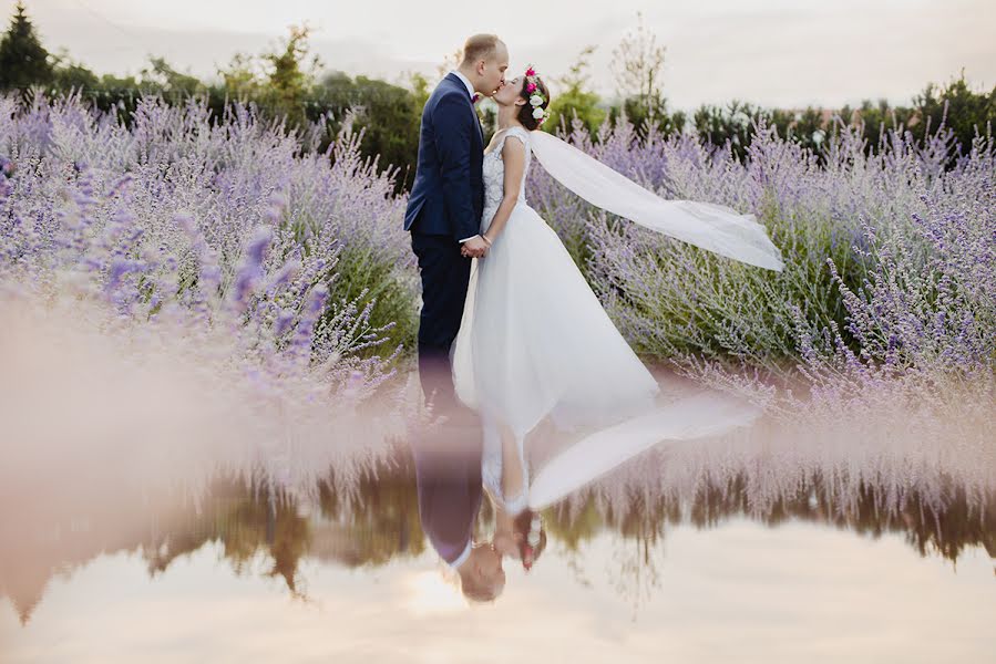 Wedding photographer Agnieszka Werecha-Osińska (tiamofoto). Photo of 27 August 2019