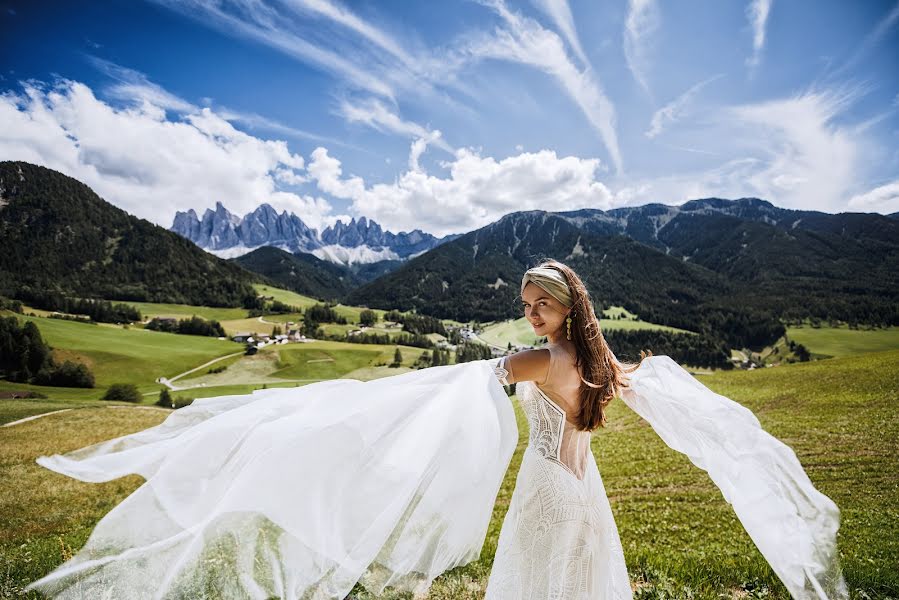 Fotografo di matrimoni Roman Zhuk (photozhuk). Foto del 11 settembre 2019