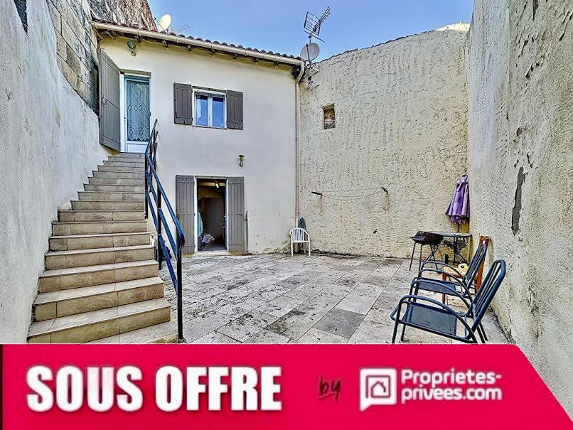 Vente maison 3 pièces 75 m² à Saint-Gilles (30800), 137 990 €