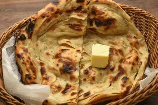 2 Butter Laccha Paratha