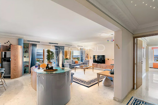 Apartment 4