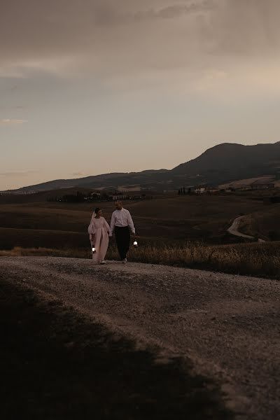 Svadobný fotograf Emanuele Guadagno (inbiancoenero). Fotografia publikovaná 24. novembra 2022