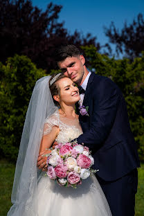 Bryllupsfotograf Magdalena Gheonea (magdagheonea). Foto fra april 21 2022
