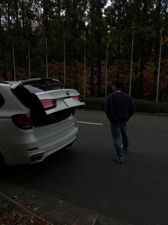 X5の外車・ホイール・ホイール洗浄・洗車・教えてに関するカスタム事例の投稿画像1枚目