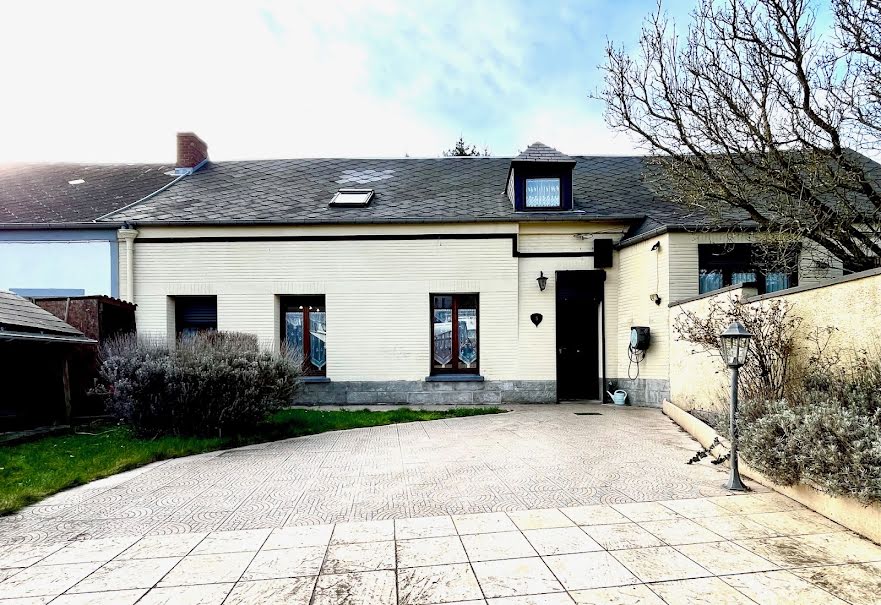 Vente maison 4 pièces 116 m² à Landrecies (59550), 126 000 €