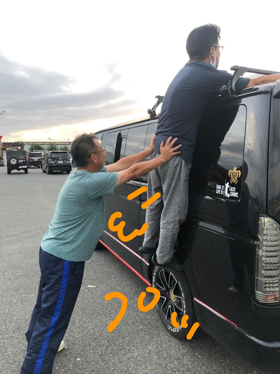 ハイエースの九州謝謝会・全国ちび箱連合会・オフ会・DIY・BBQ🍖に関するカスタム事例の投稿画像4枚目