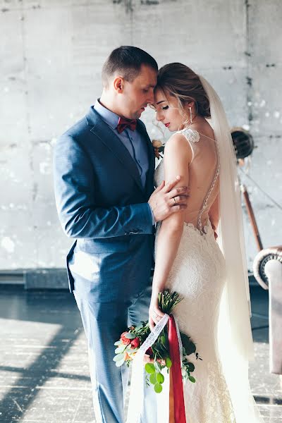 婚禮攝影師Alya Ovcharova（allya）。2018 10月28日的照片