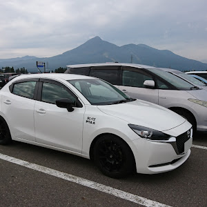 MAZDA2 DJLFS