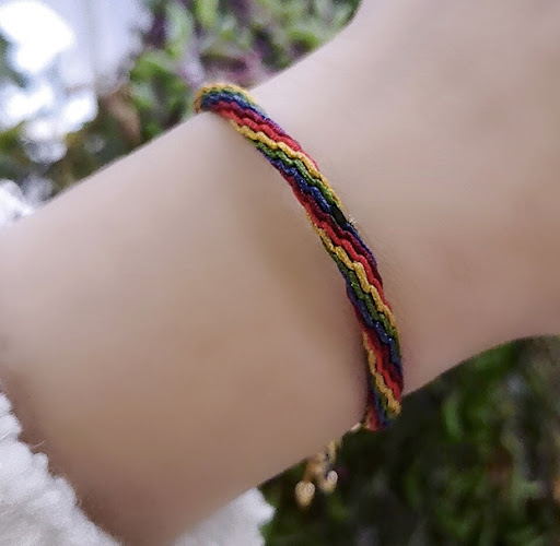 Title 1, New Couple Fashion Knitted Handrope, a stylish ...