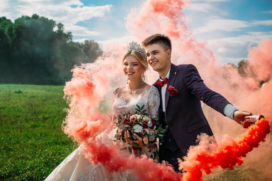 Fotógrafo de casamento Sergey Romanenko (romantik). Foto de 9 de agosto 2020