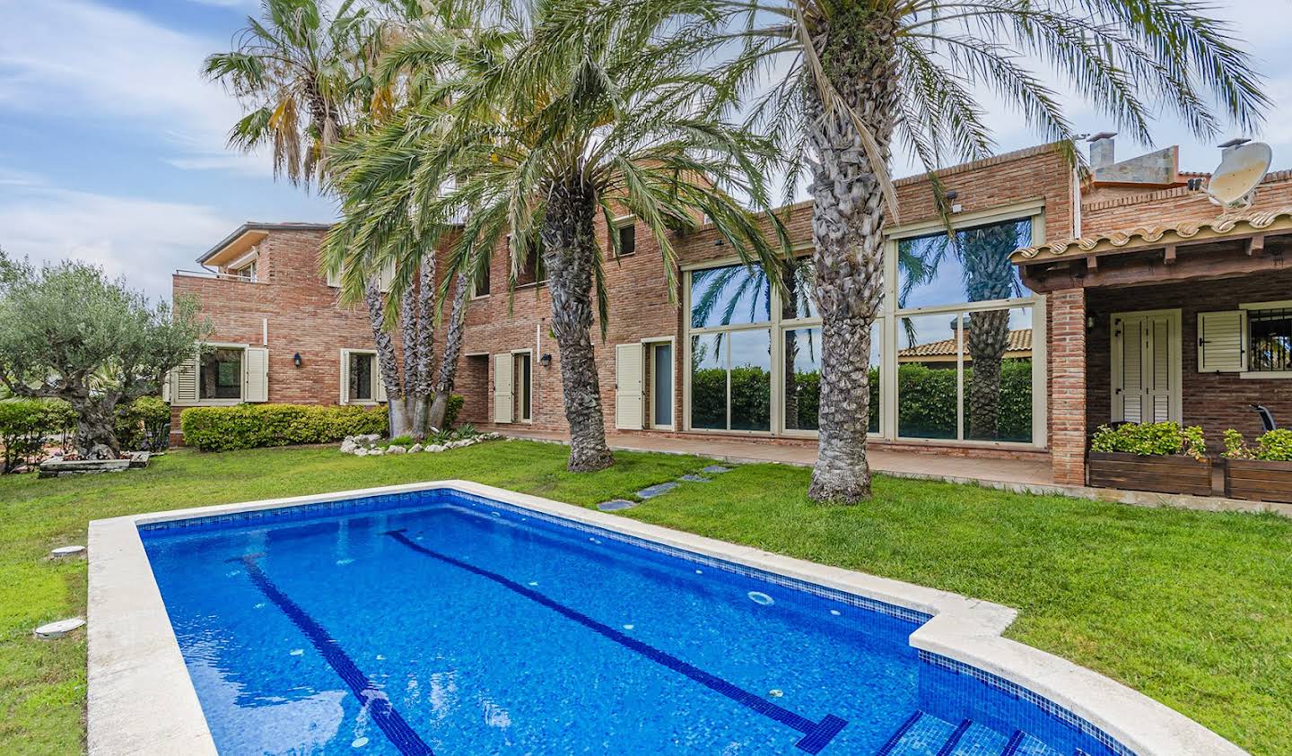 House with garden and terrace Arenys de Mar