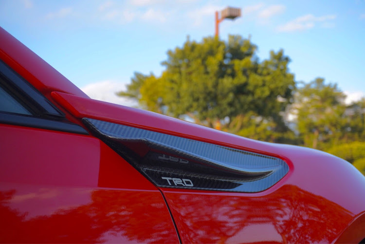 86の岡山・目指せPickUpCars・TRDフェンダーフィンに関するカスタム事例の投稿画像3枚目