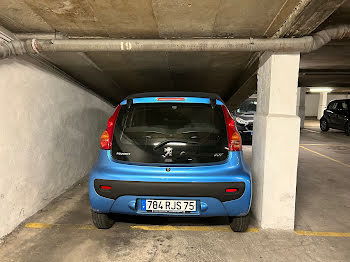 parking à Paris 15ème (75)