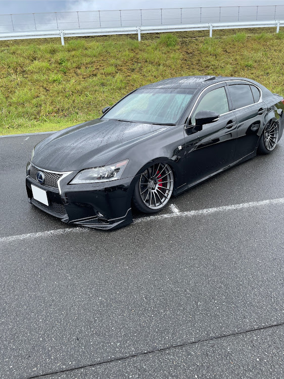 GSの洗車・レクサスgs・トヨフェスト・いつもイイネ&コメントありがとうございます🙇‍♂️・オイルエレメント交換に関するカスタム事例の投稿画像8枚目