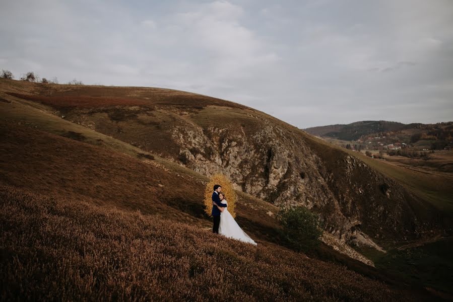 Wedding photographer Popovici Silviu (silviupopovici). Photo of 18 December 2018