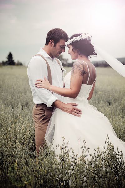 Wedding photographer Kristýna Jas (kristtyna). Photo of 28 October 2017