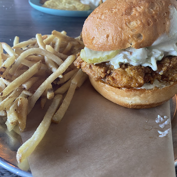 AZ hot chicken Sandwich