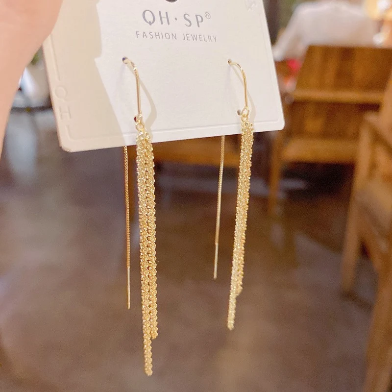 Boucles d'oreilles épingle en argent 925, longues pampilles géométriques classiques, un accessoire élégant pour toutes occasions.