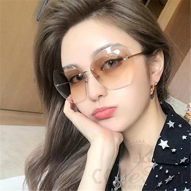 Sunglasses (for Women)