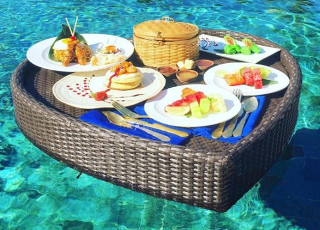 Swimming Pool Floating Table-85*82cm, Metal Frame+ Imitation Rattan, 85*82*20cm