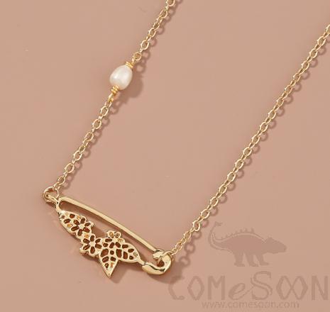 Necklace / Jewelry Nz823