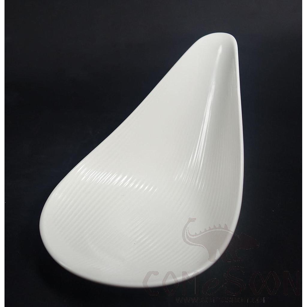 G161 Series 8" One Ear Serving Plate-White