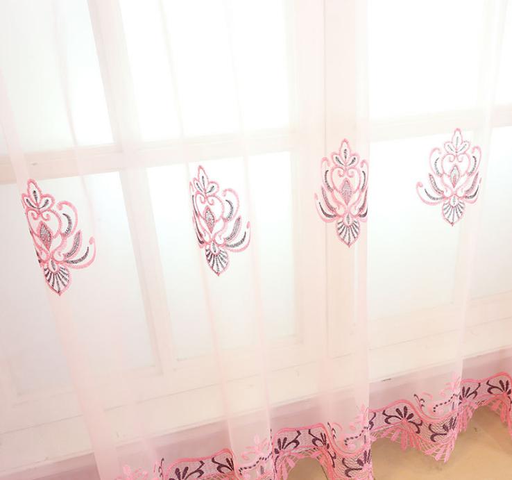 Phyllis Window Screen