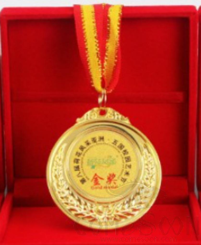 Customized Logo Gold Medal,
Φ5.2cm, 30G,
Rope Lenght:90cm